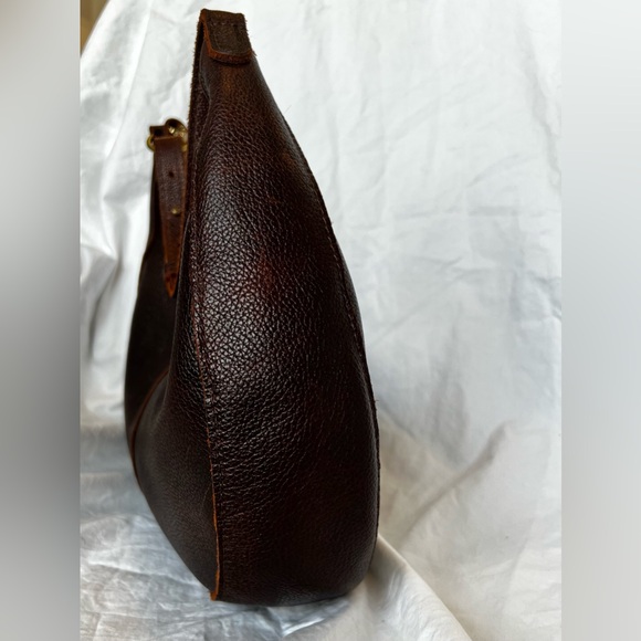 Portland Leather Goods Large Nora Shoulder Bag - Coldbrew Pebbled Leather - Picture 3 of 12